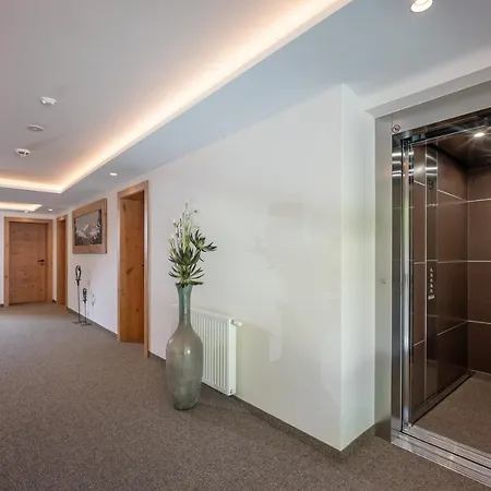 招待所 Alpengruss 3*