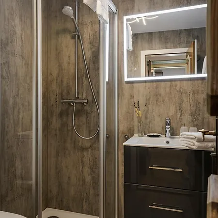 Alpengruss 招待所